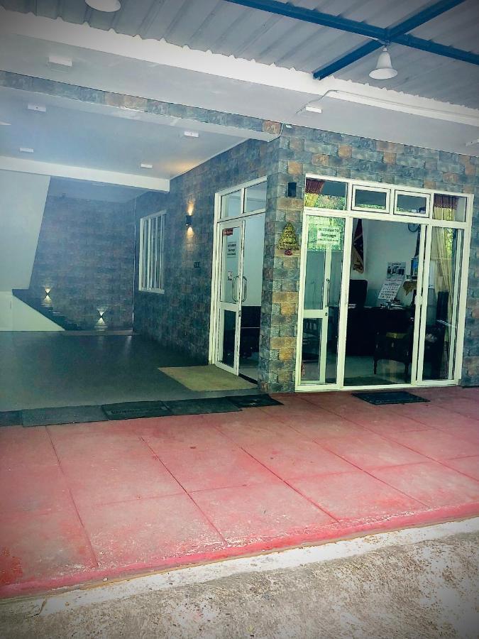 Jenushi Homestay Kandy Luaran gambar