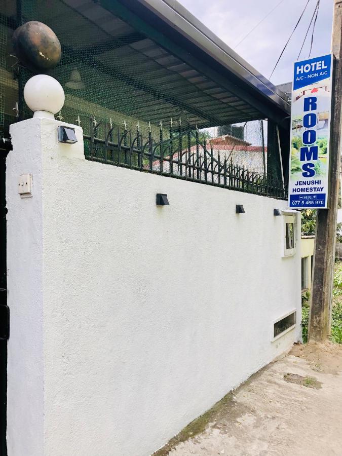 Jenushi Homestay Kandy Luaran gambar