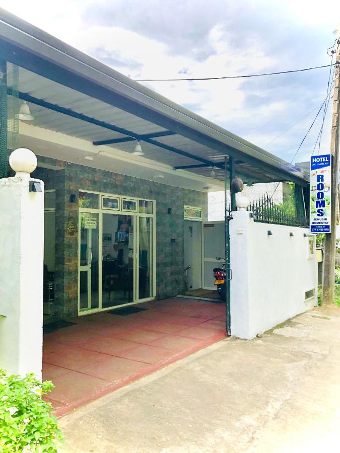 Jenushi Homestay Kandy Luaran gambar