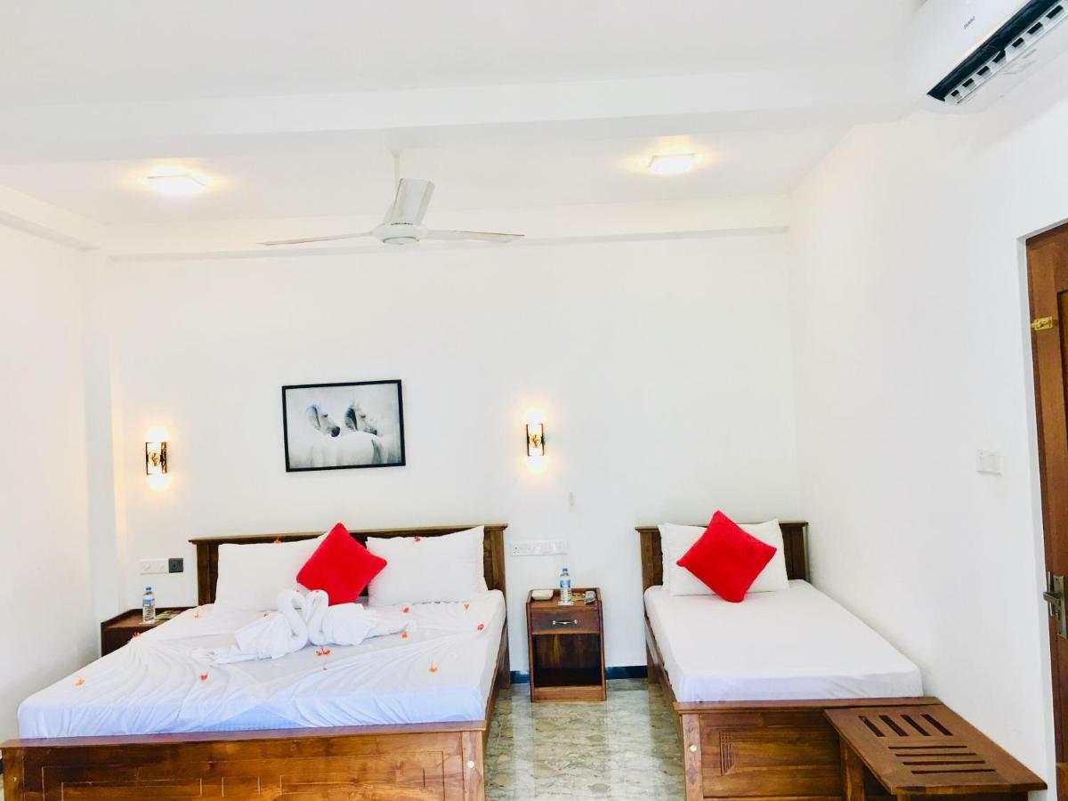 Jenushi Homestay Kandy Luaran gambar