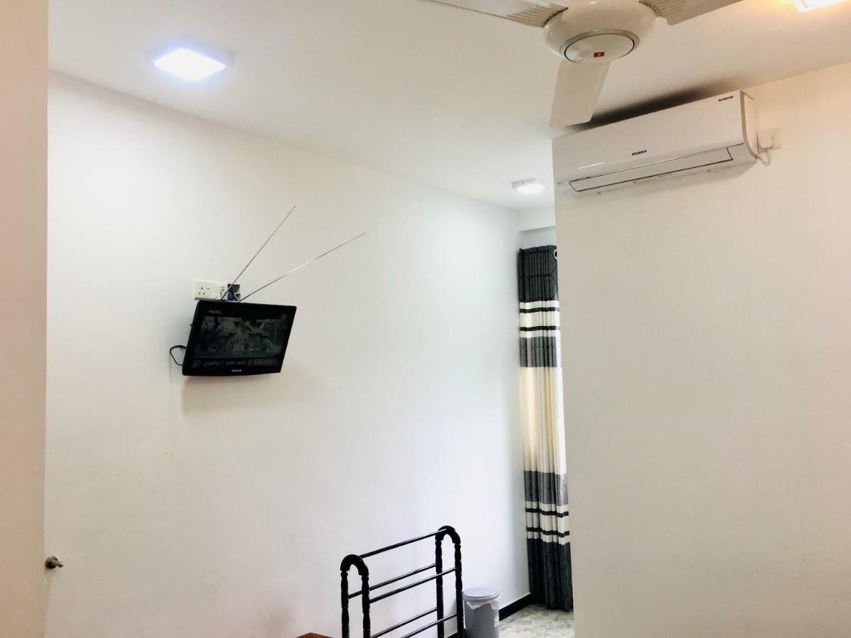 Jenushi Homestay Kandy Luaran gambar