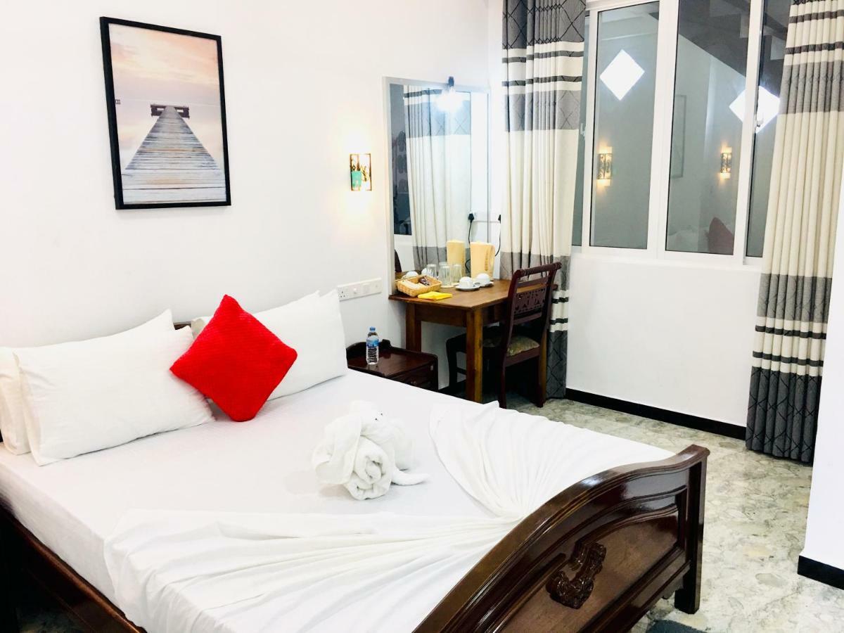Jenushi Homestay Kandy Luaran gambar