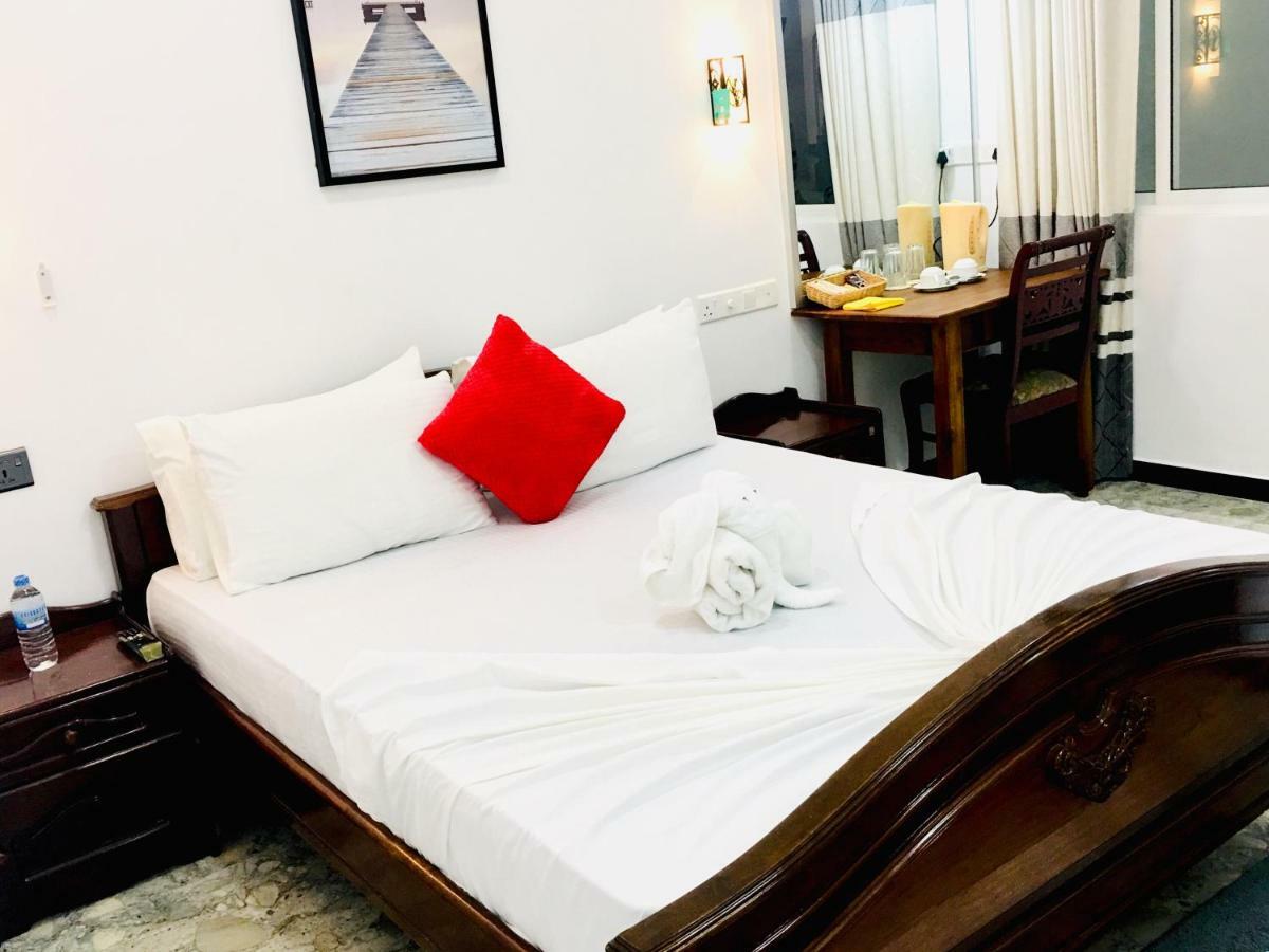 Jenushi Homestay Kandy Luaran gambar