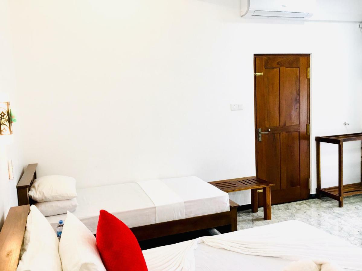Jenushi Homestay Kandy Luaran gambar