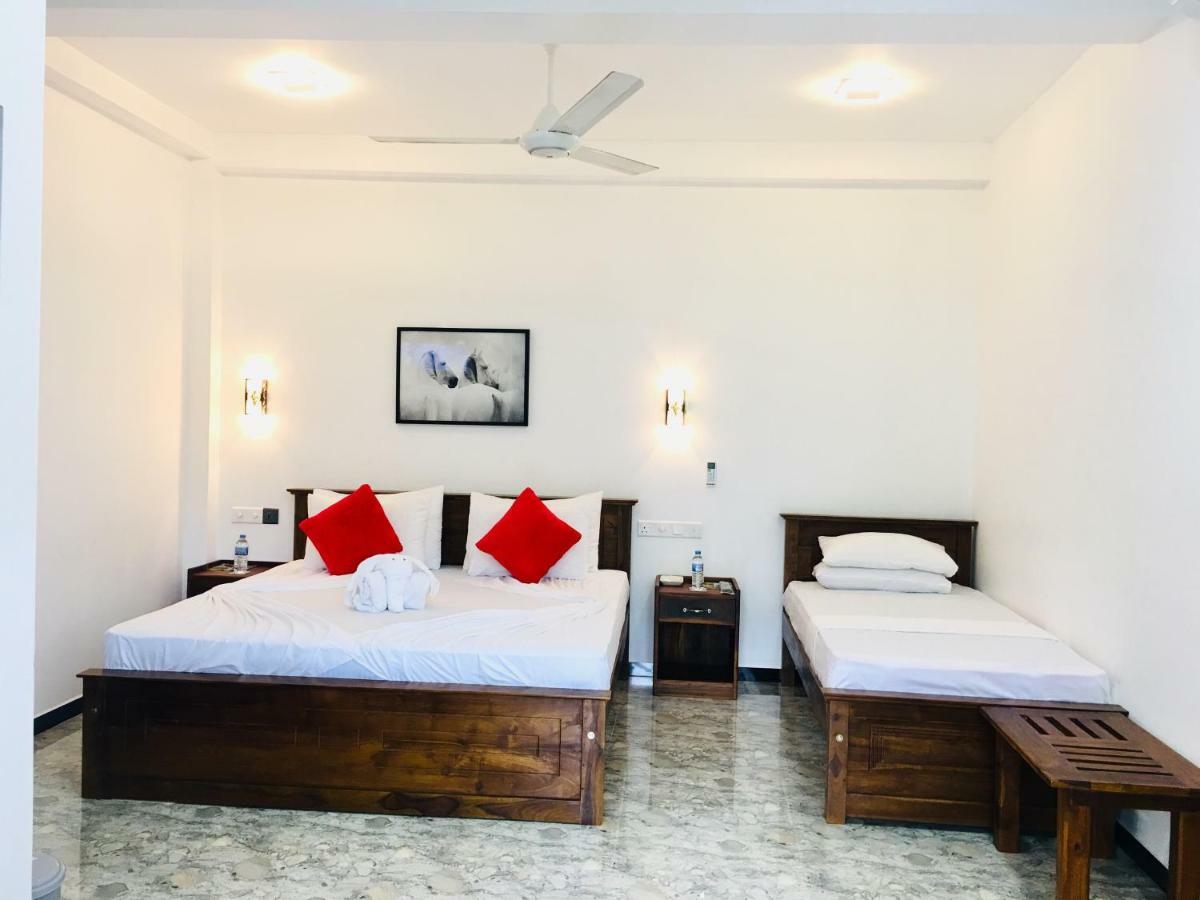 Jenushi Homestay Kandy Luaran gambar