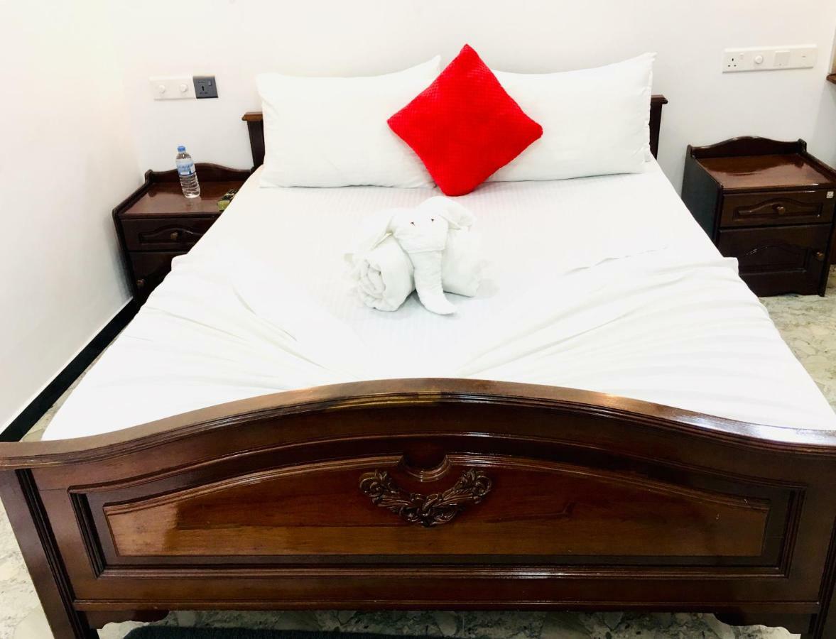 Jenushi Homestay Kandy Luaran gambar